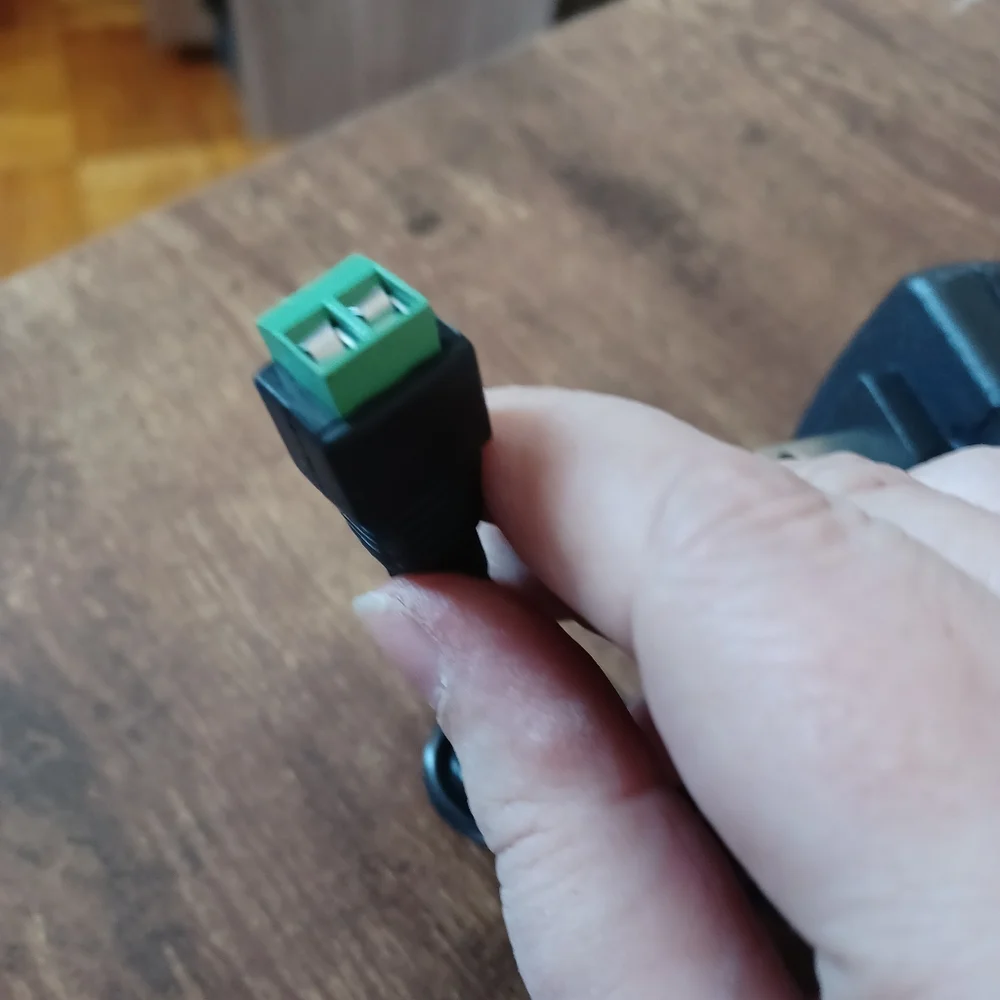 NIB 18Watt Multi AC/DC adapter